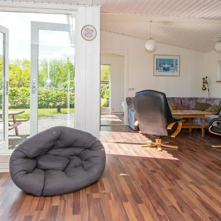 8 Person In Rsted * Orsted (Midtjylland)
