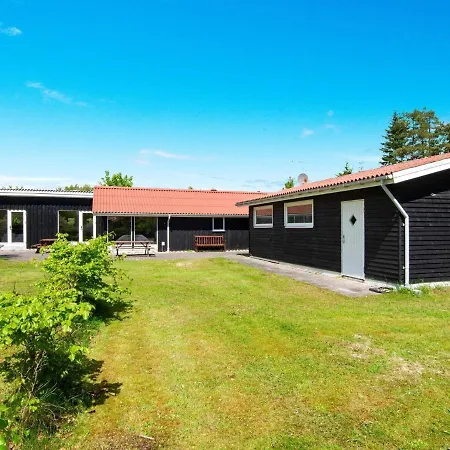 8 Person In Rsted * Orsted (Midtjylland)